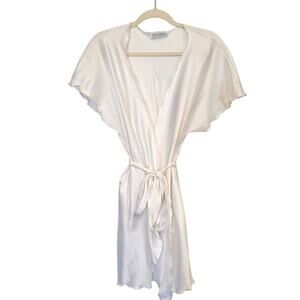 Vintage White Satin Robe Medium Union Made Bridal Lettuce Hem Miss Elaine